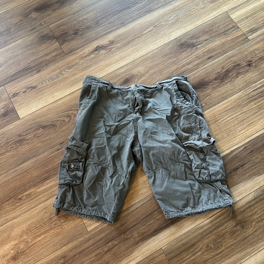 Mens cargo shorts